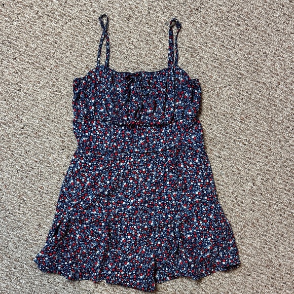Blue Rain Pants - Francesca’s Blue Rain Floral Spaghetti Strap Floral Romper, size small